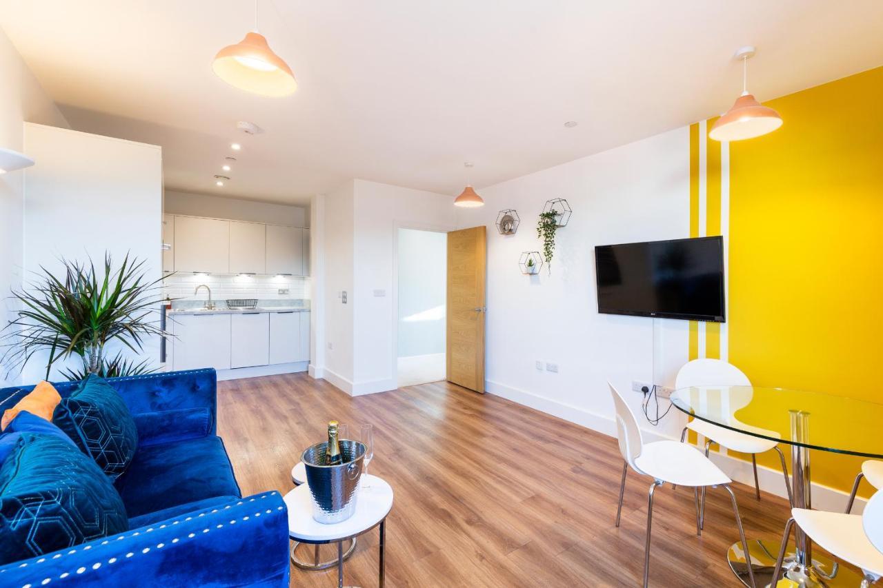 City Centre - Free Parking - Stylish 2 Bedroom Apartment Bristol Exterior photo