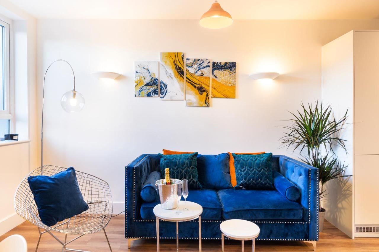 City Centre - Free Parking - Stylish 2 Bedroom Apartment Bristol Exterior photo